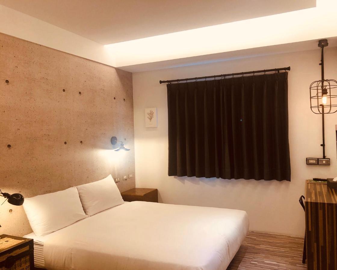 仁愛小公館-市區近東大門 Хуалянь Экстерьер фото
